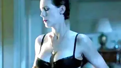 Kurac u dupe sportske seksi filmovi 69 djevojke.