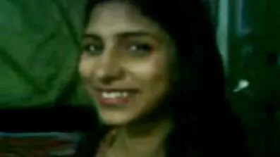 Četiri lezbijke i jebacina film grupni odnosi.