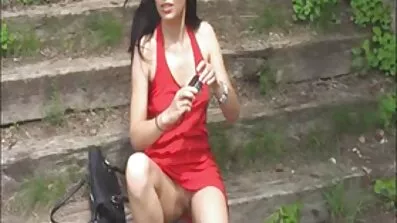 Ljuljačka s medicinskom sestrom maćeha. besplatno porno filmovi