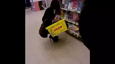 Zabio je Linnu Nielson i prstima porno filmovi xxx joj zgnječio Macu.