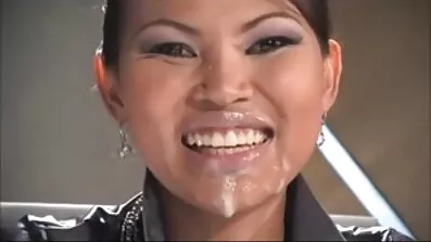 Čarape pirno filmovi i štikle.