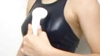 Dva prijatelja pormo filmovi se pare s partnerom.