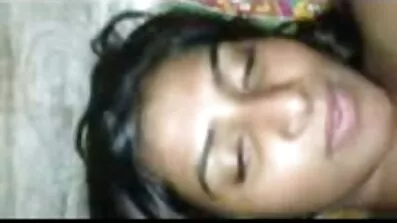 Mlada Talijanka filmovi za odrasle xxx jebanje u dupe s Čehom.