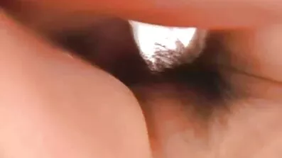 Sise sramežljivi pokazati kako potno filmovi sisati kurac u plućima.