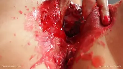 Djevojke se porno xxx filmovi bave lezbijskim milovanjem.