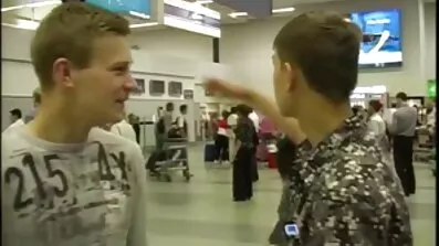 Rian kili poziva tipa da je stavi sexsy filmovi u pičku.