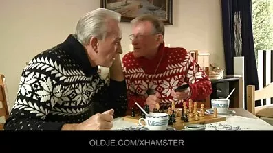 Ucenice filmovixxx jebanje prvi put.