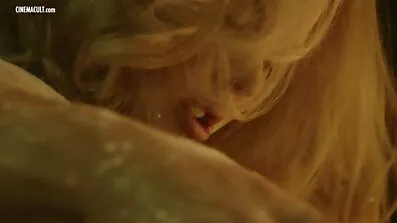 Megan kiša sranje besplatni pornjici veliki kurac i jebanje u dupe.