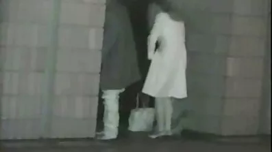 Pozvao sam lopove da frknu na pornic film kauču.