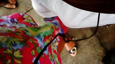 Tri feministkinje porno filmovi tabu imaju seks.