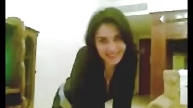 Odlučio sam pormno filmovi se zajebavati s pedesetogodišnjom tetkom. Voli jebati starce.