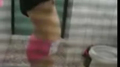 Danni D pobijedio je xxx besplatni porno filmovi na natjecanju za najveći kurac.