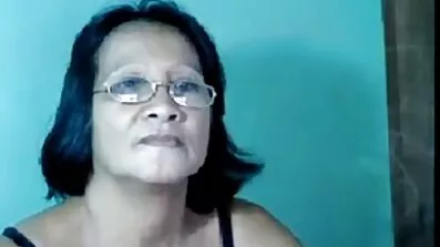 Plavuša se jebala i gurnula dlakavu Macu pod hrlevelsex nos crnca.