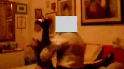 Stavio sam ogroman kurac lijepe djevojke u njeno dupe filmovixxx i usta.