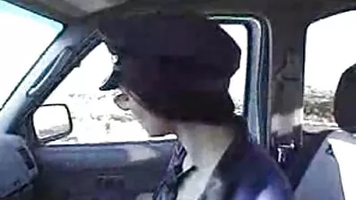 Žene iz lateksa spremne su za besplatno gledanje porno klipova analni seks.