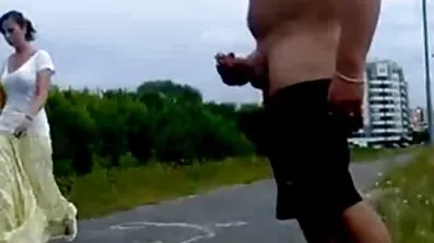 Mama Brandi jebacina film Love jebanje sa svojim ljubavnikom u krevetu.