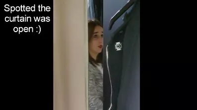 Jebao je zaštitnika porno film xxxn bara u dupe.