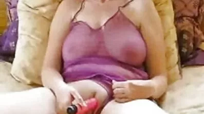 Djevojke idu na besplatni prno filmovi lezbijsku zabavu.