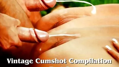 Spider-Man spašava potno filmovi svijet i Strapon djevojke u maca.