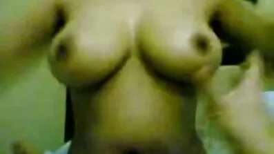 Crnac Fucks potno filmovi Charlie Feniks prije rogonja.