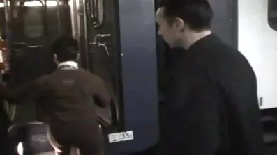 Prisiljeni gledati kako jebe ženu, porno filmovi tabu muž rogonja naivčina.