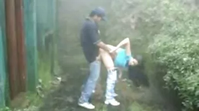 Kristen Scott ima spolni besplatna jebacina odnos sa svojim dečkom.