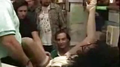 Mađar zadirkuje erotski filmovi x pornici mokru kapuljaču.