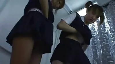 Porno zvijezda besplatni porno filmovi xxx čini pušenje ispravno.