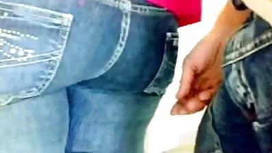 Johnnie Love jebao je maćehu i njezinu najbolju prijateljicu. slobodni porno filmovi