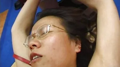 Razvedene žene imaju lezbijski seks. besplatniseksi filmovi