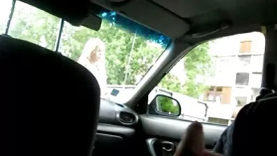 Ejakulira na obrijane Plavuše poeno filmovi pubis.