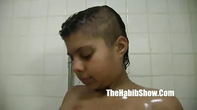 Uzima dušu tijekom seksa s seljački pornići prodavačicama.