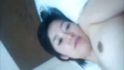 Teen masturbira kurac s dvije xxxl filmovi noge.